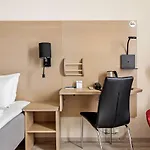Western Leto Arena Hotell 4*