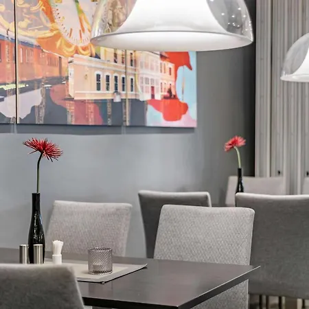 Western Leto Arena Hotell 4*